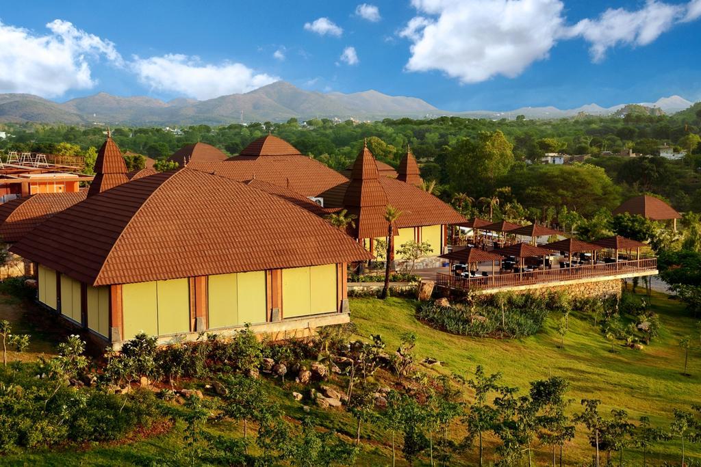 ดิ อนันตา อุทัยพาร์ รีสอร์ต Hotel อุเดเปอร์ ภายนอก รูปภาพ