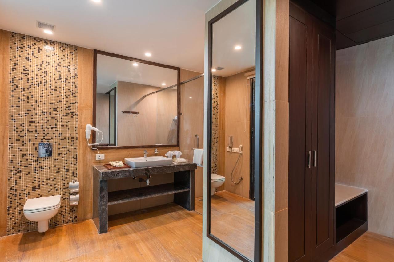 ดิ อนันตา อุทัยพาร์ รีสอร์ต Hotel อุเดเปอร์ ภายนอก รูปภาพ