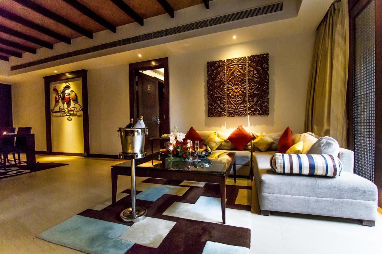 ดิ อนันตา อุทัยพาร์ รีสอร์ต Hotel อุเดเปอร์ ภายนอก รูปภาพ