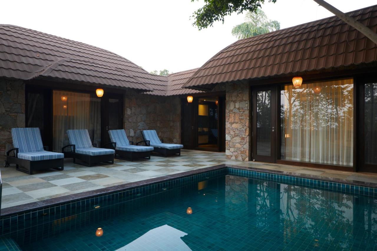 ดิ อนันตา อุทัยพาร์ รีสอร์ต Hotel อุเดเปอร์ ภายนอก รูปภาพ
