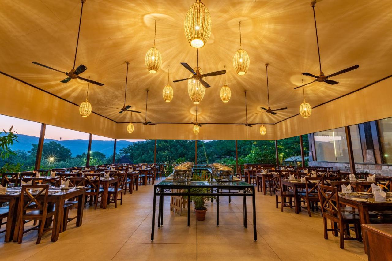 ดิ อนันตา อุทัยพาร์ รีสอร์ต Hotel อุเดเปอร์ ภายนอก รูปภาพ